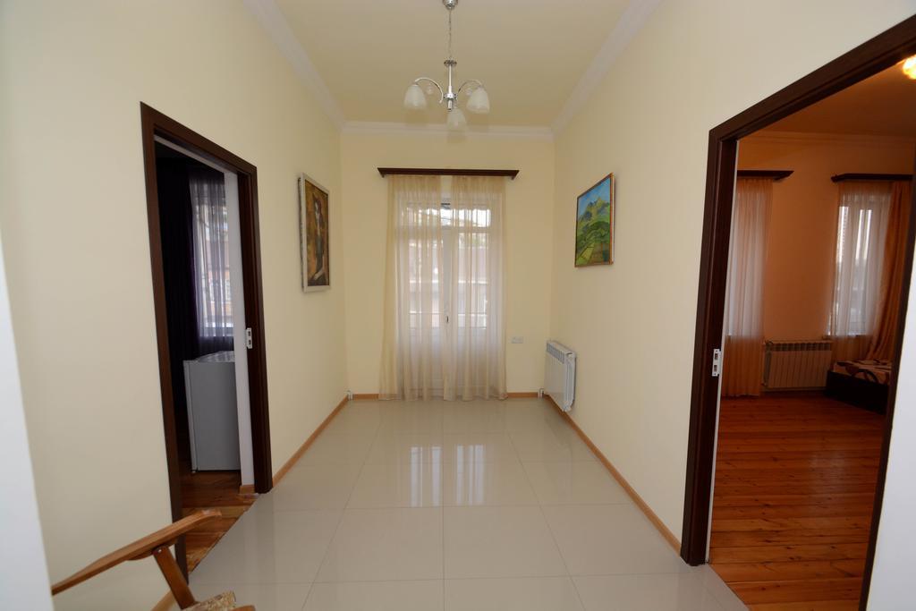 Bonjour Guest House Erevan Exterior foto
