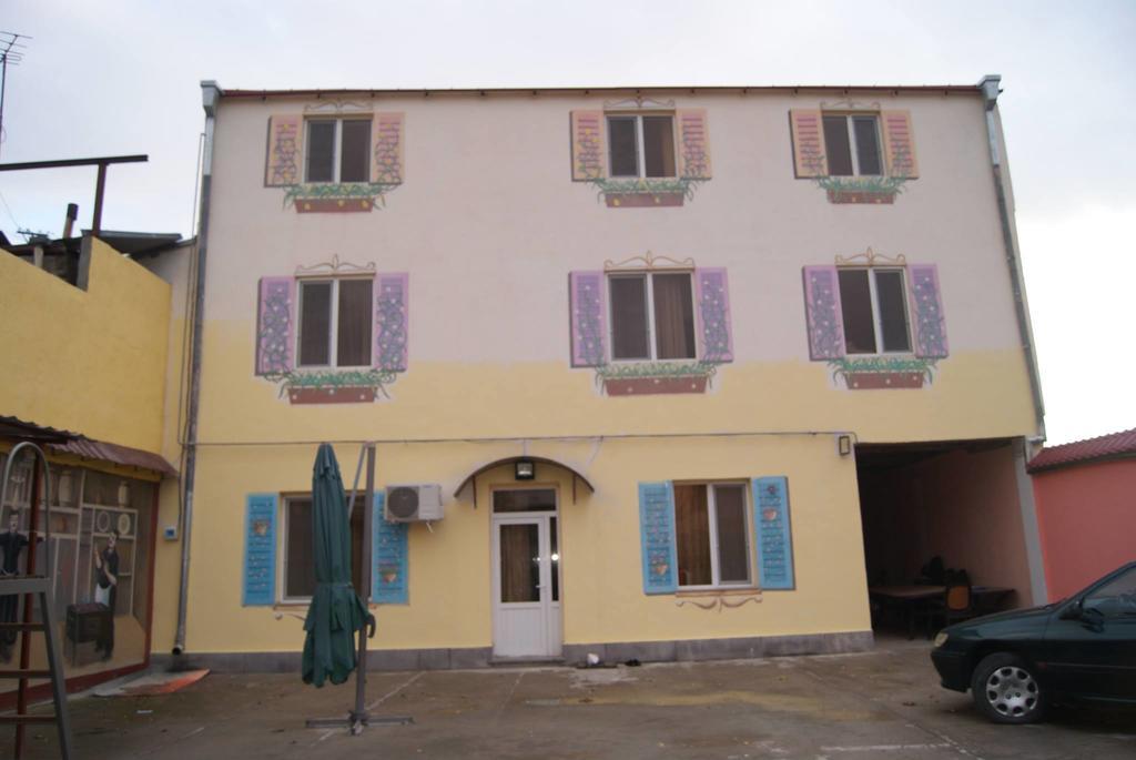 Bonjour Guest House Erevan Exterior foto