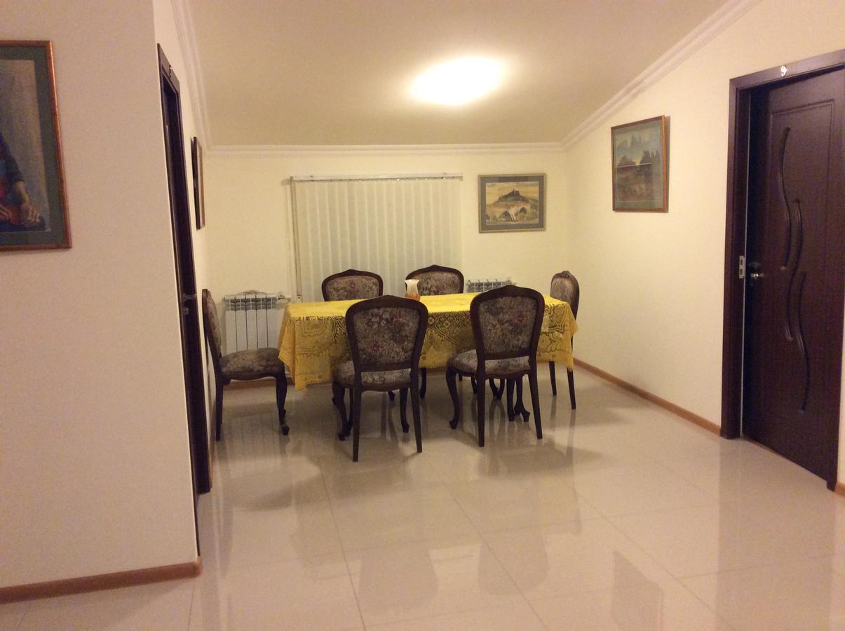Bonjour Guest House Erevan Exterior foto